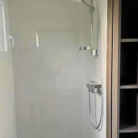 Gæstehus Charming Eco-lodge With Heated Pool And Jacuzzi Year Round In Charente-marit Les Mathes