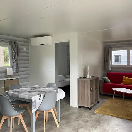 Charming Eco-lodge With Heated Pool And Jacuzzi Year Round In Charente-marit Les Mathes