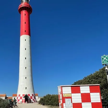 Gæstehus Charming Eco-lodge With Heated Pool And Jacuzzi Year Round In Charente-marit